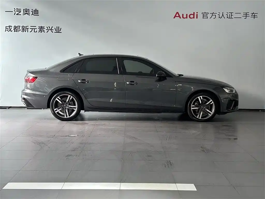 Audi A4 2022