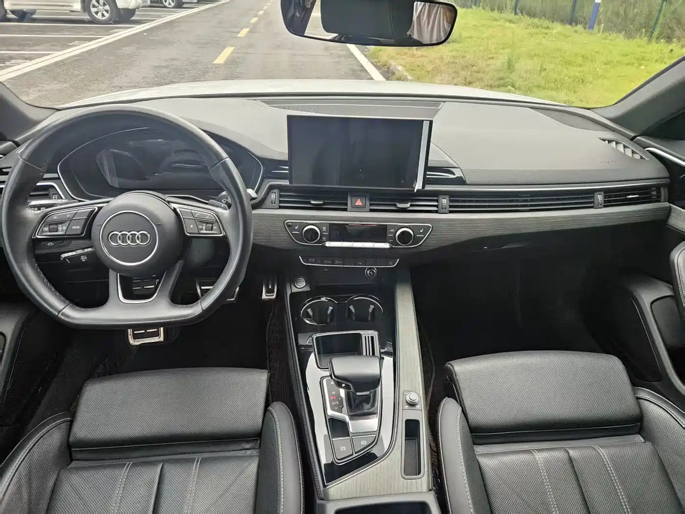Audi A4 2023