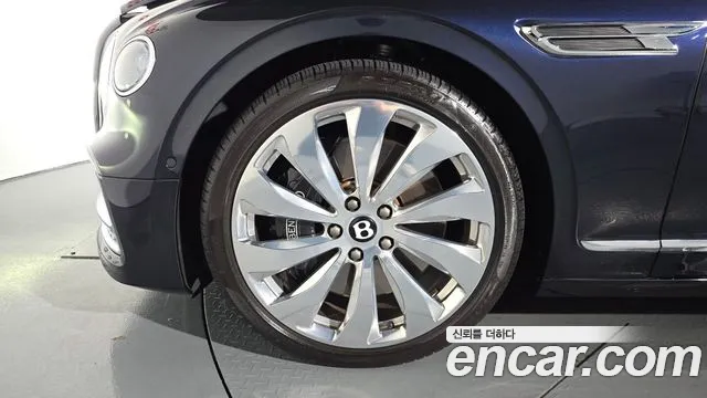 Bentley Flying Spur 2022