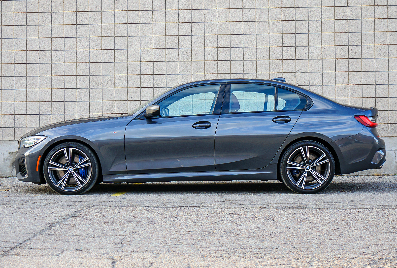 BMW 3 серии 2022