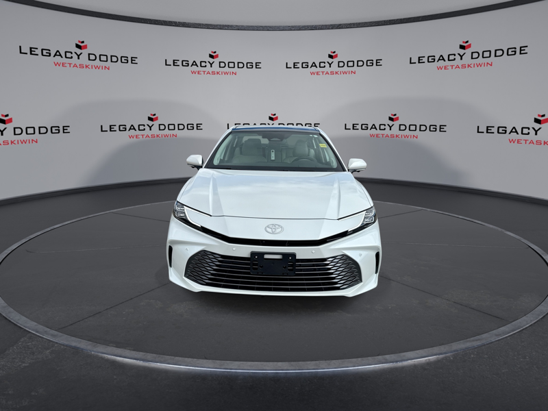 Toyota Camry 2025