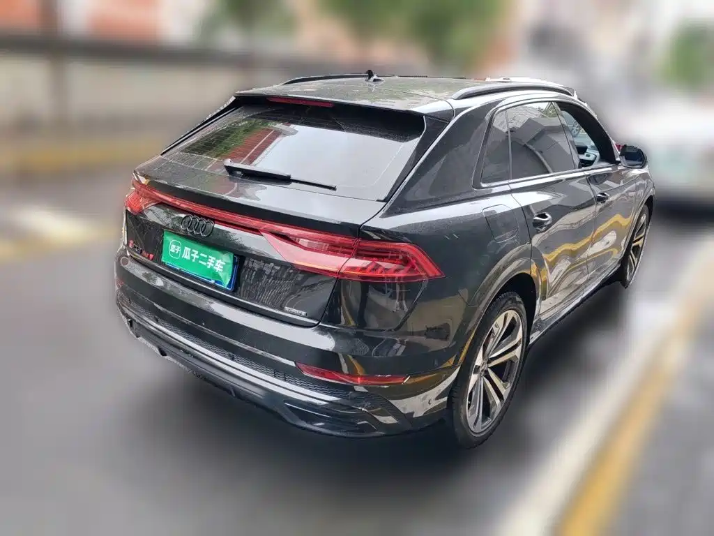 Audi Q8 2023