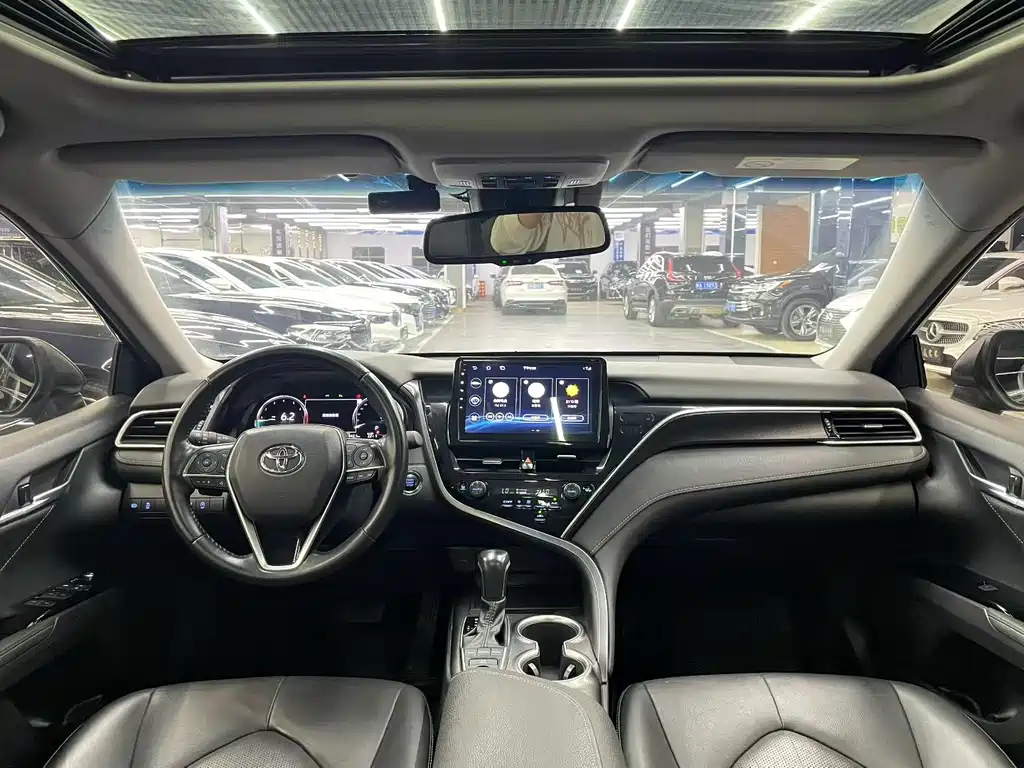 Toyota Camry 2022