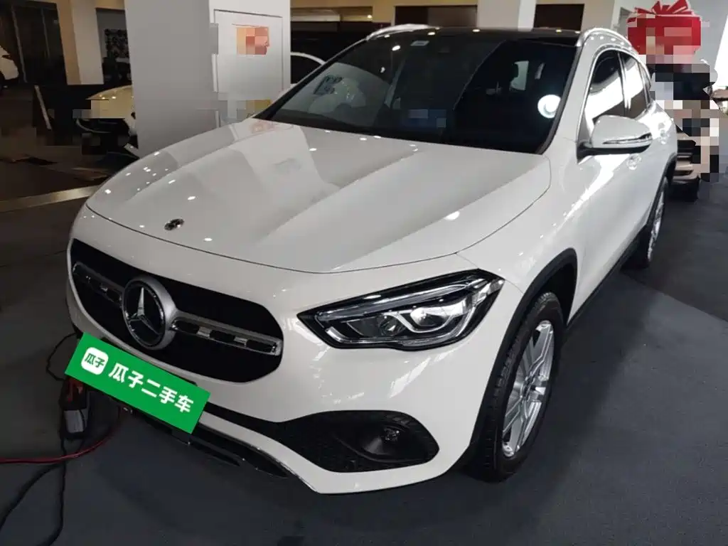 Mercedes-Benz GLA 2024