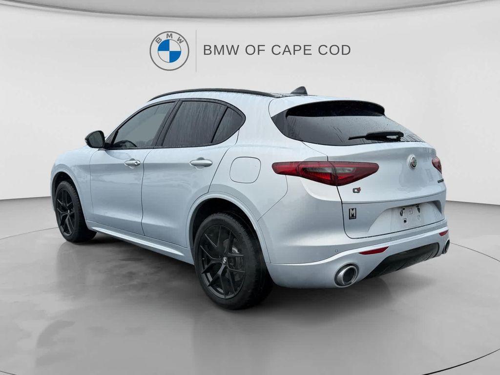 Alfa Romeo Stelvio 2021