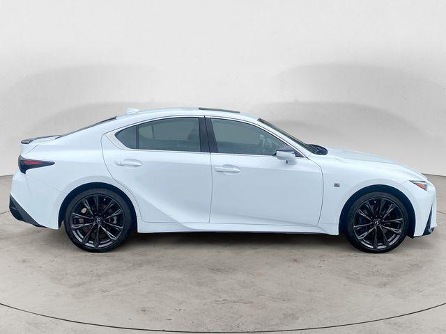 Lexus IS 300 2024