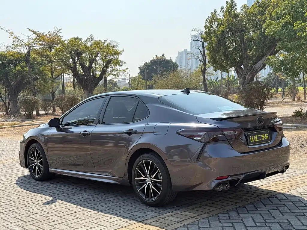 Toyota Camry 2022