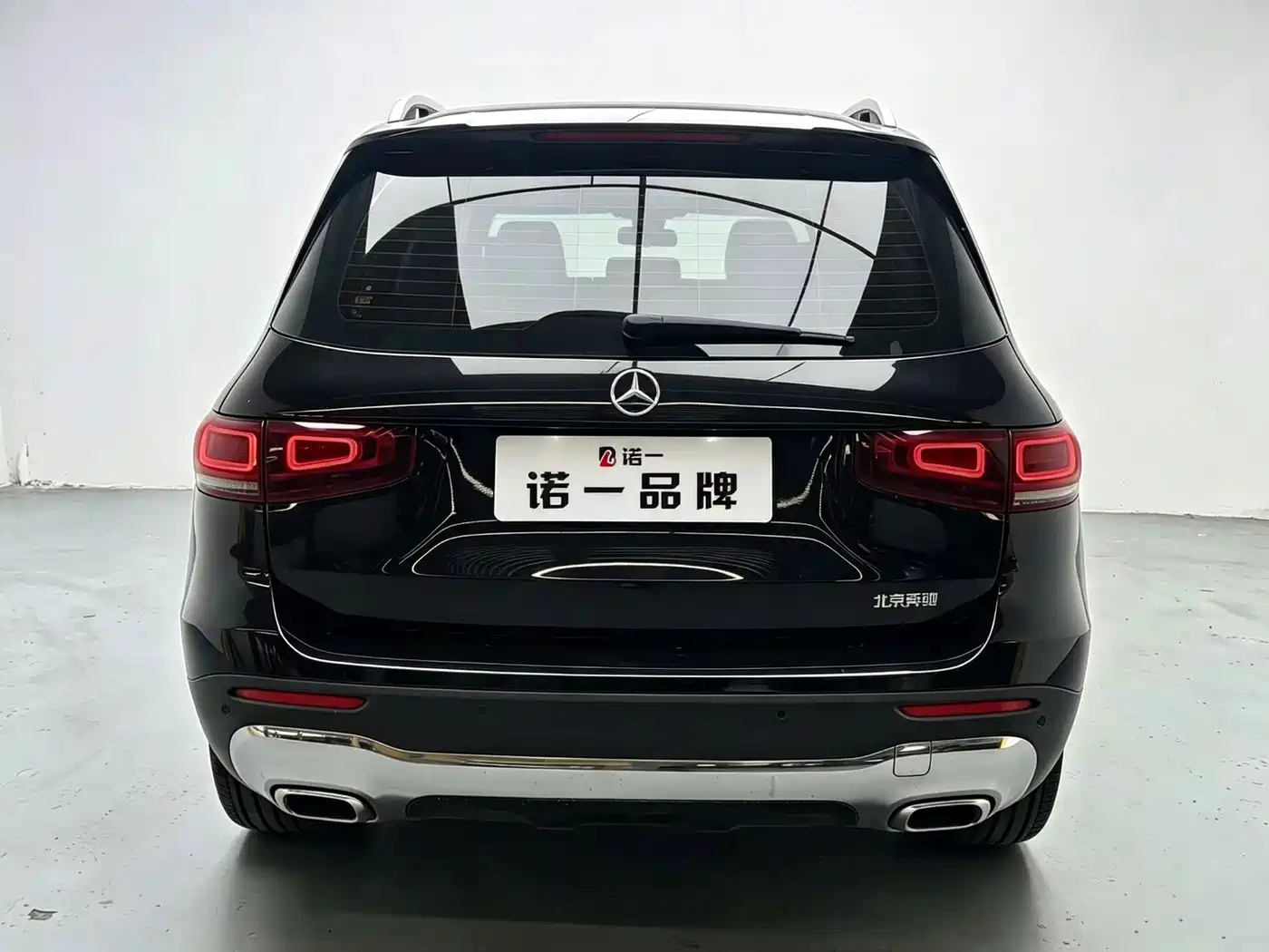 Mercedes-Benz GLB 2023