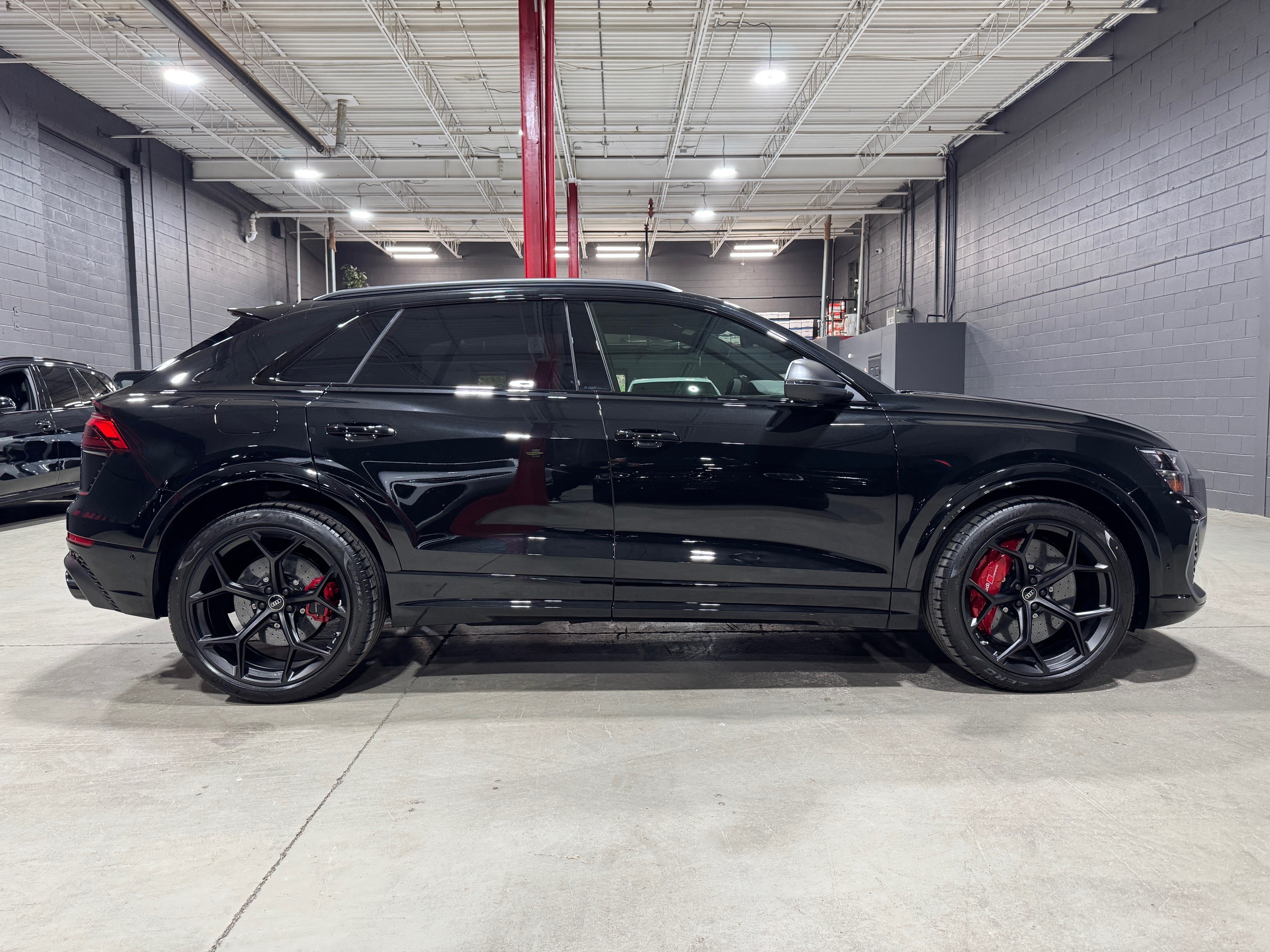 Audi RS Q8 2025