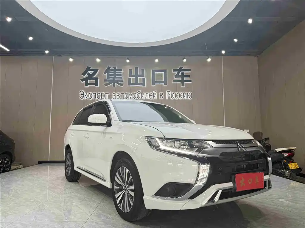 Mitsubishi Outlander 2022