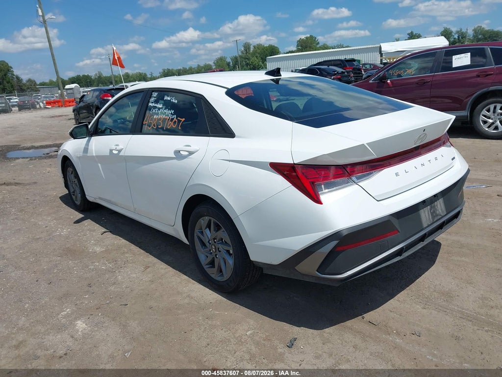 Hyundai Elantra 2026