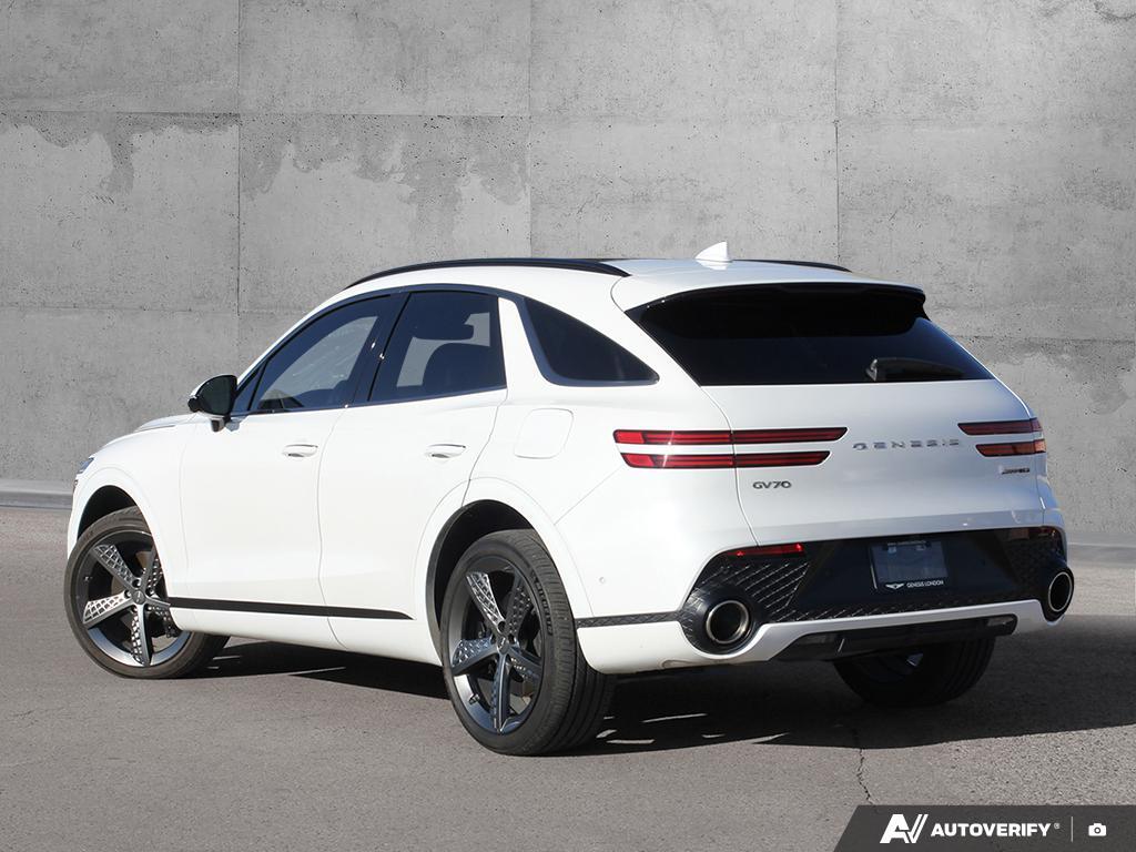 Genesis GV70 2025