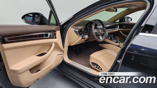 Porsche Panamera 2020