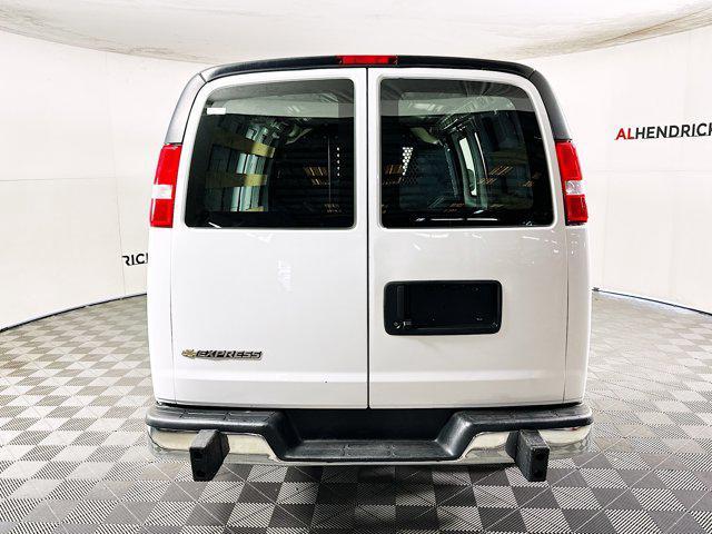 Chevrolet Express 2024