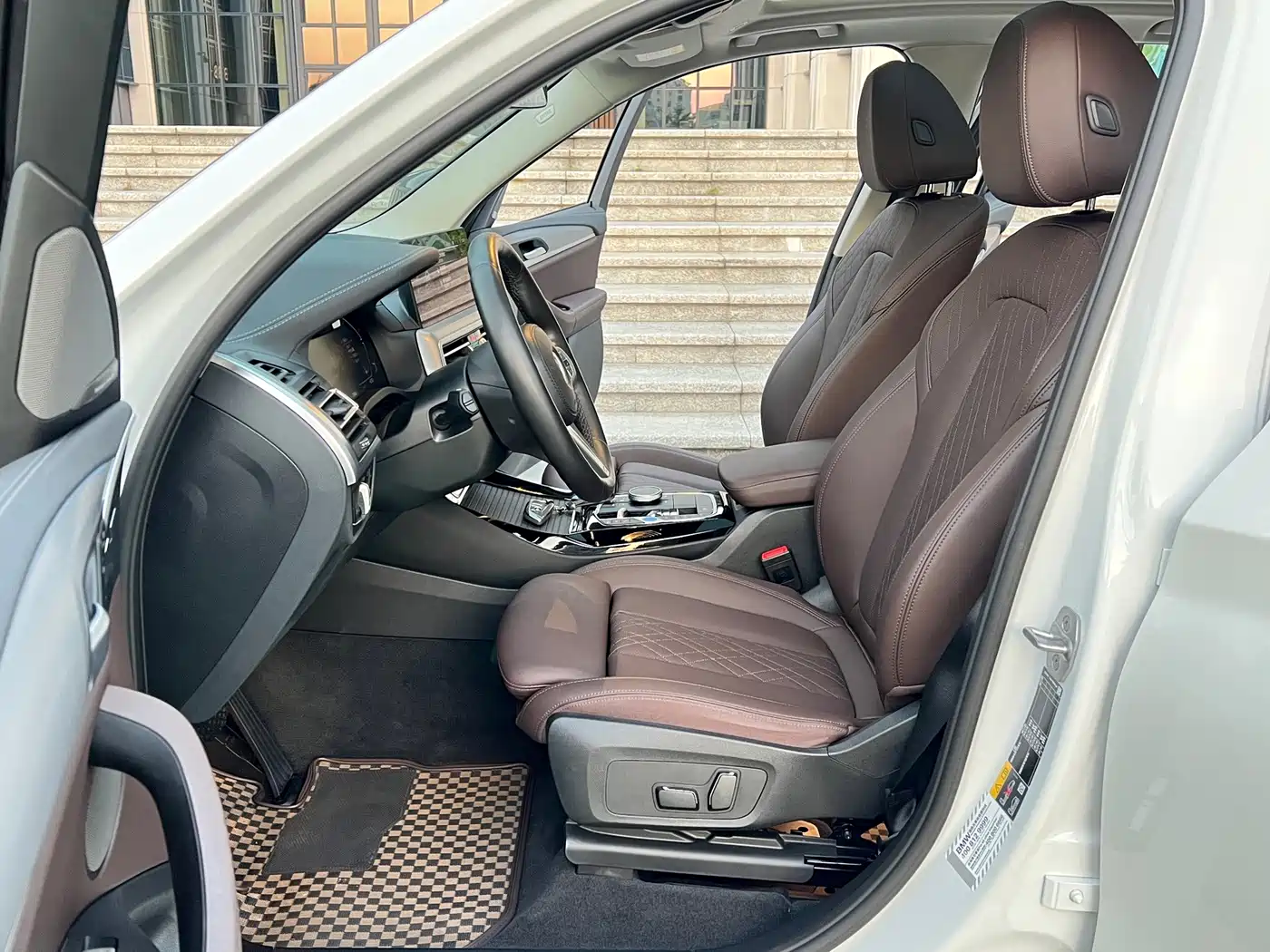 BMW iX3 2024