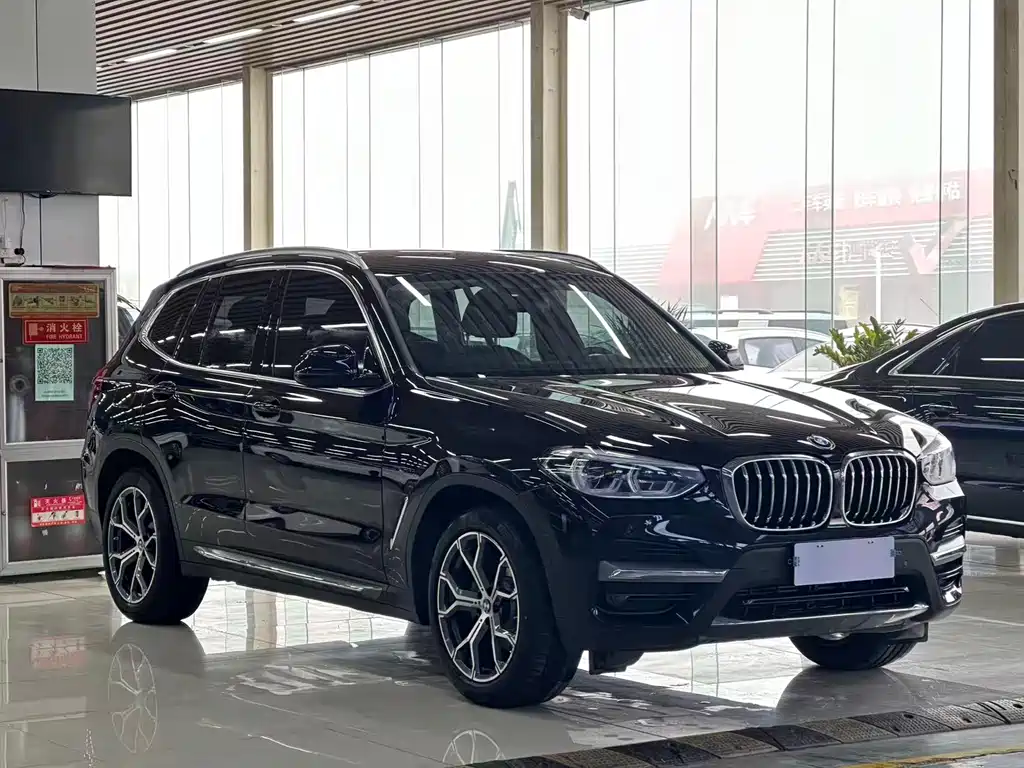 BMW X3 2021