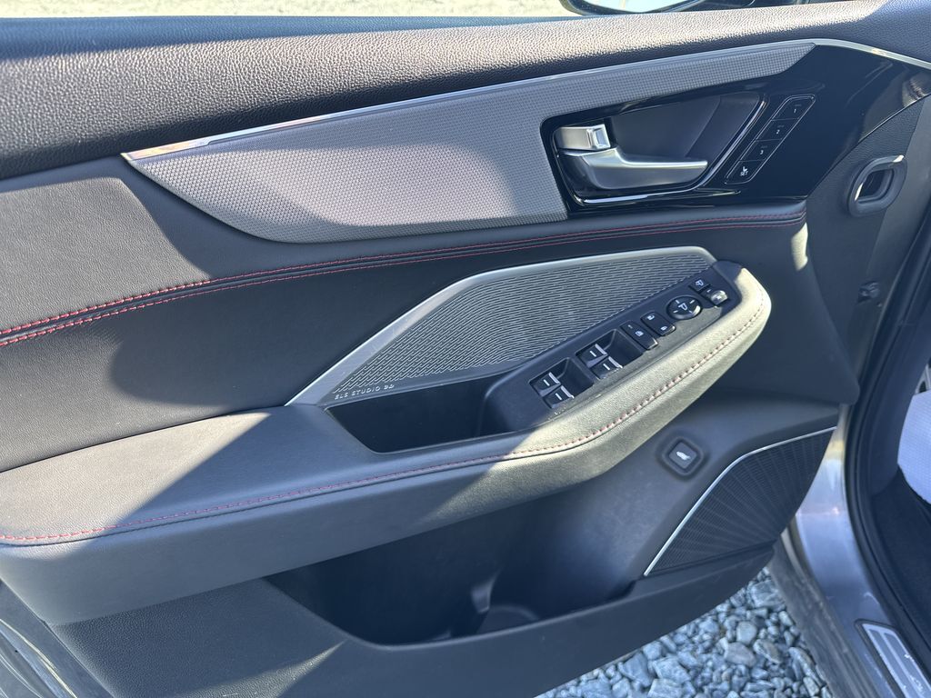 Acura MDX 2022