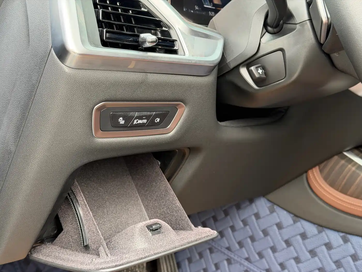 BMW X7 2024