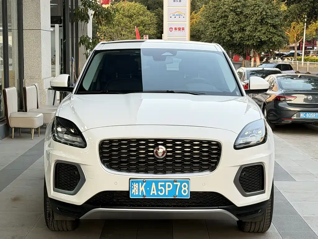 Jaguar E-Pace 2024