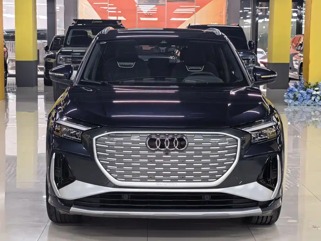 Audi Q4 e-tron 2023