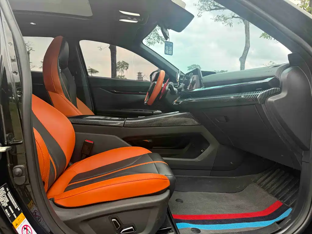 Changan UNI-V 2024