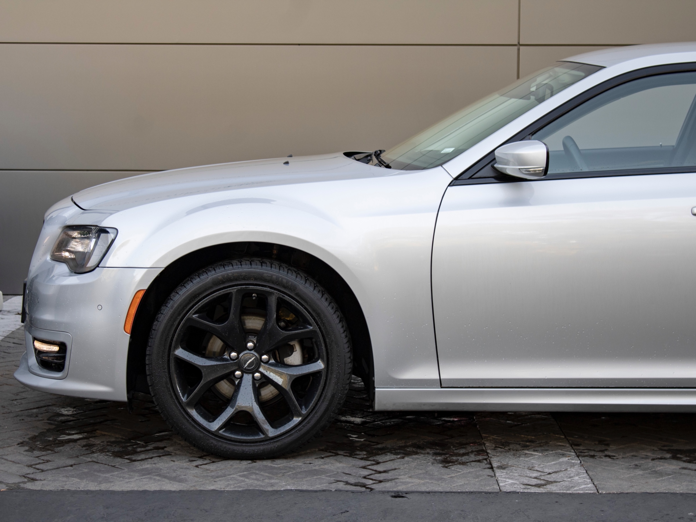 Chrysler 300 2022