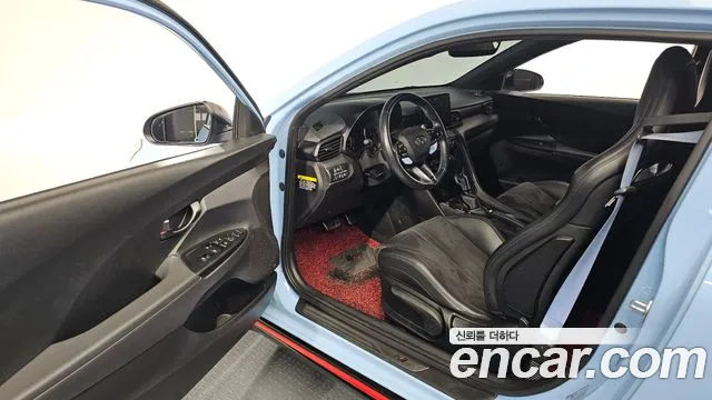 Hyundai Veloster 2020