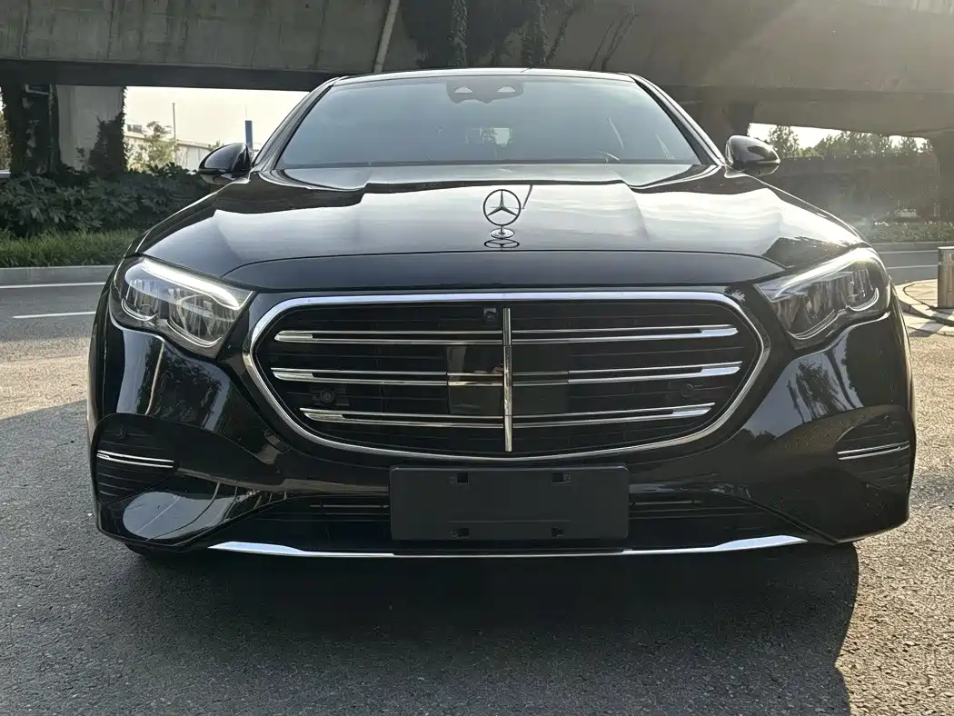 Mercedes-Benz E-Класс 2024