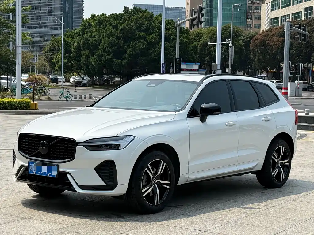 Volvo XC60 2021