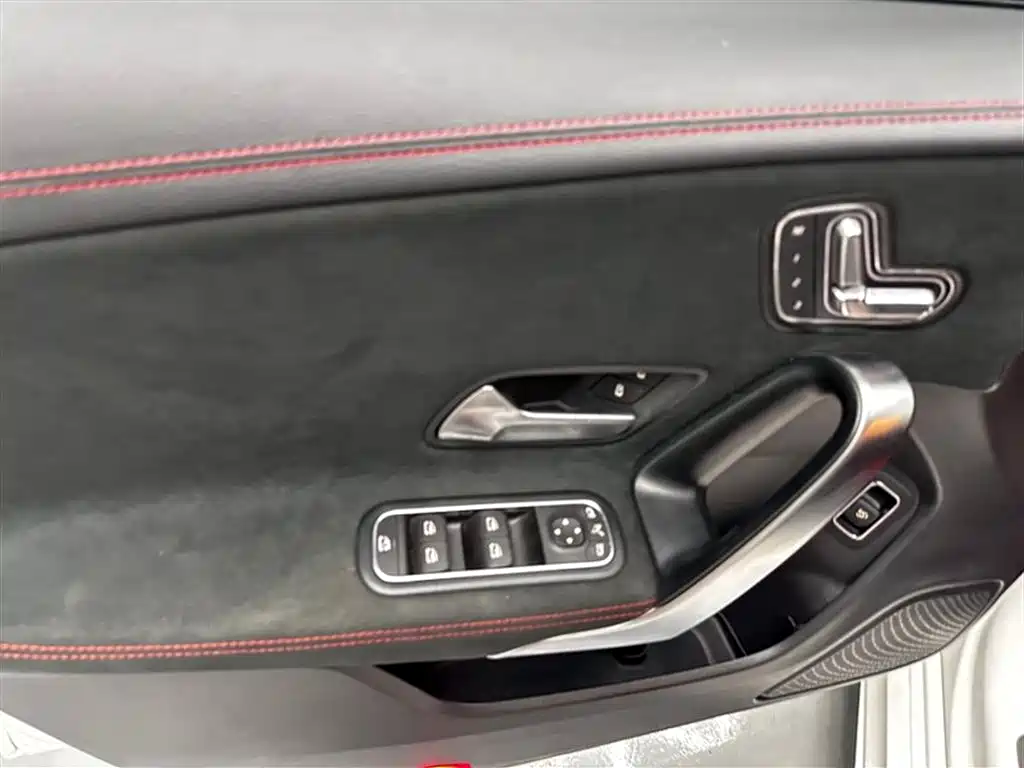 Mercedes-Benz CLA 2022