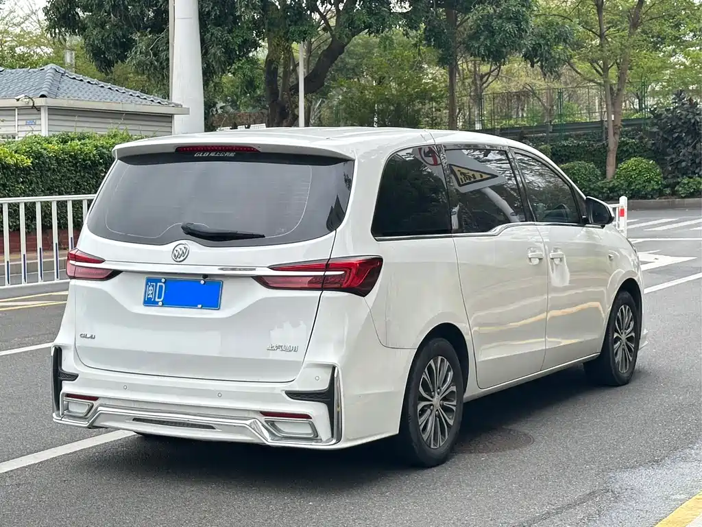 Buick GL8 2021