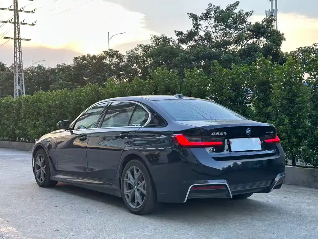 BMW i3 2022