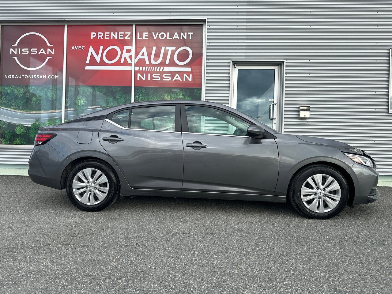 Nissan Sentra 2023