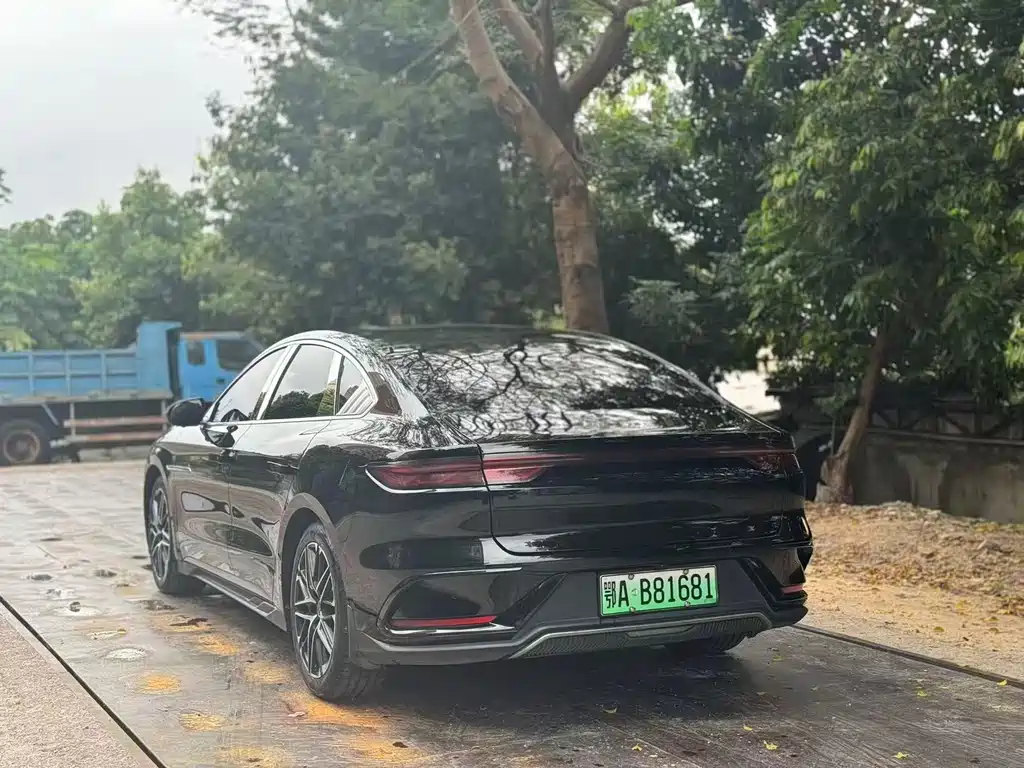 BYD Han 2025