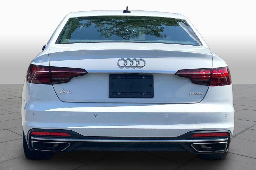 Audi A4 2023