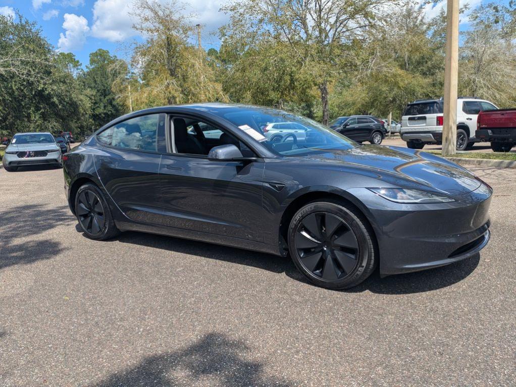 Tesla Model 3 2025