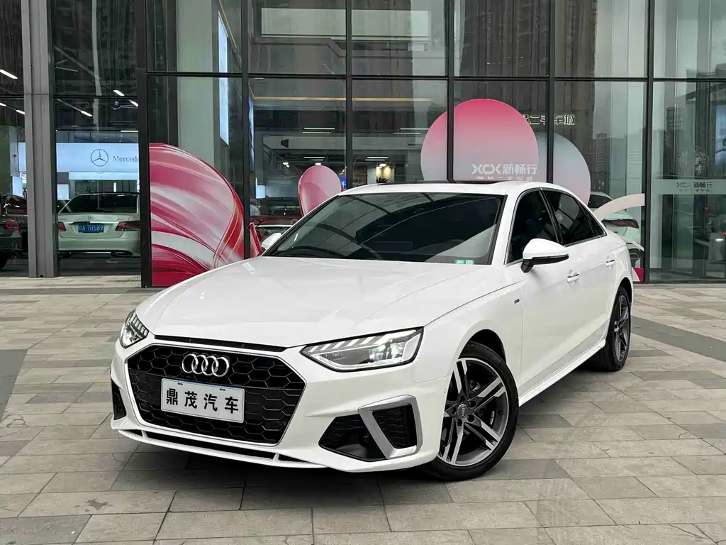 Audi A4 2021