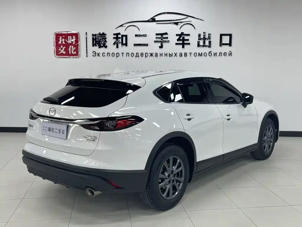 Mazda CX-4 2023