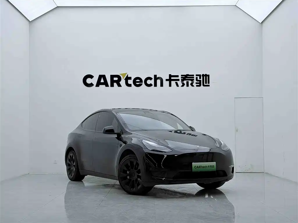 Tesla Model Y 2021