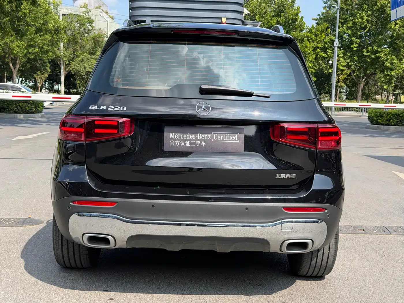 Mercedes-Benz GLB 2025
