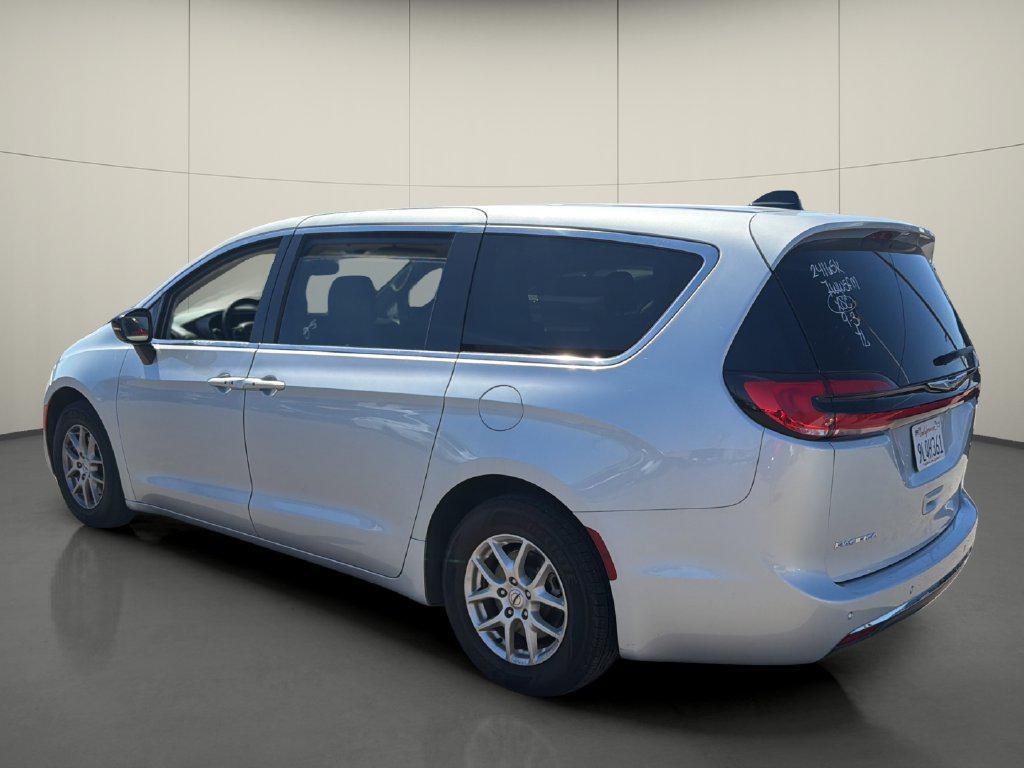 Chrysler Pacifica 2024
