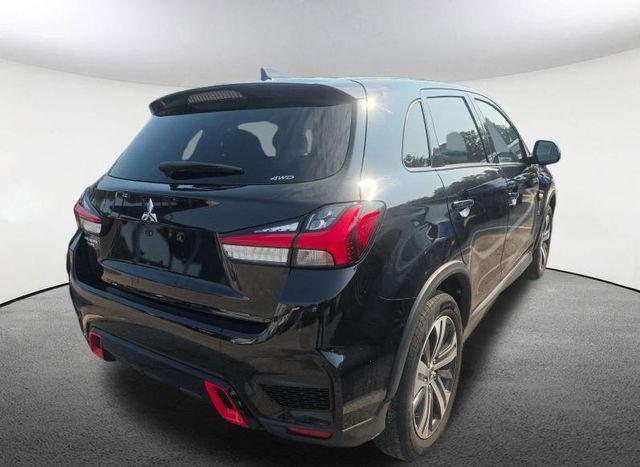 Mitsubishi Outlander Sport 2024