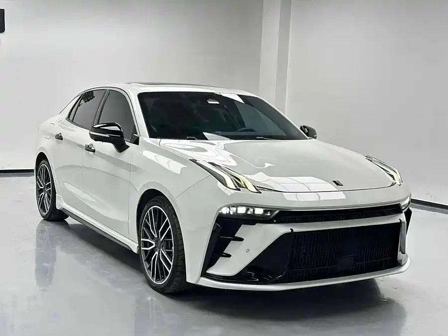 Lynk & Co 03 2022