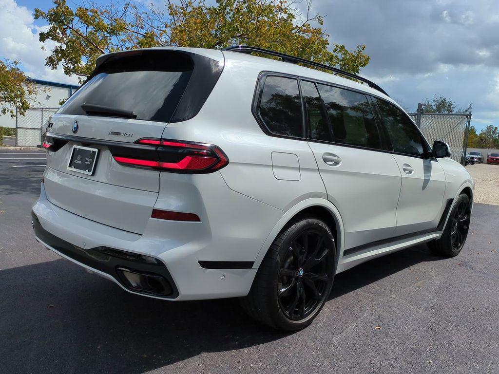 BMW X7 2024
