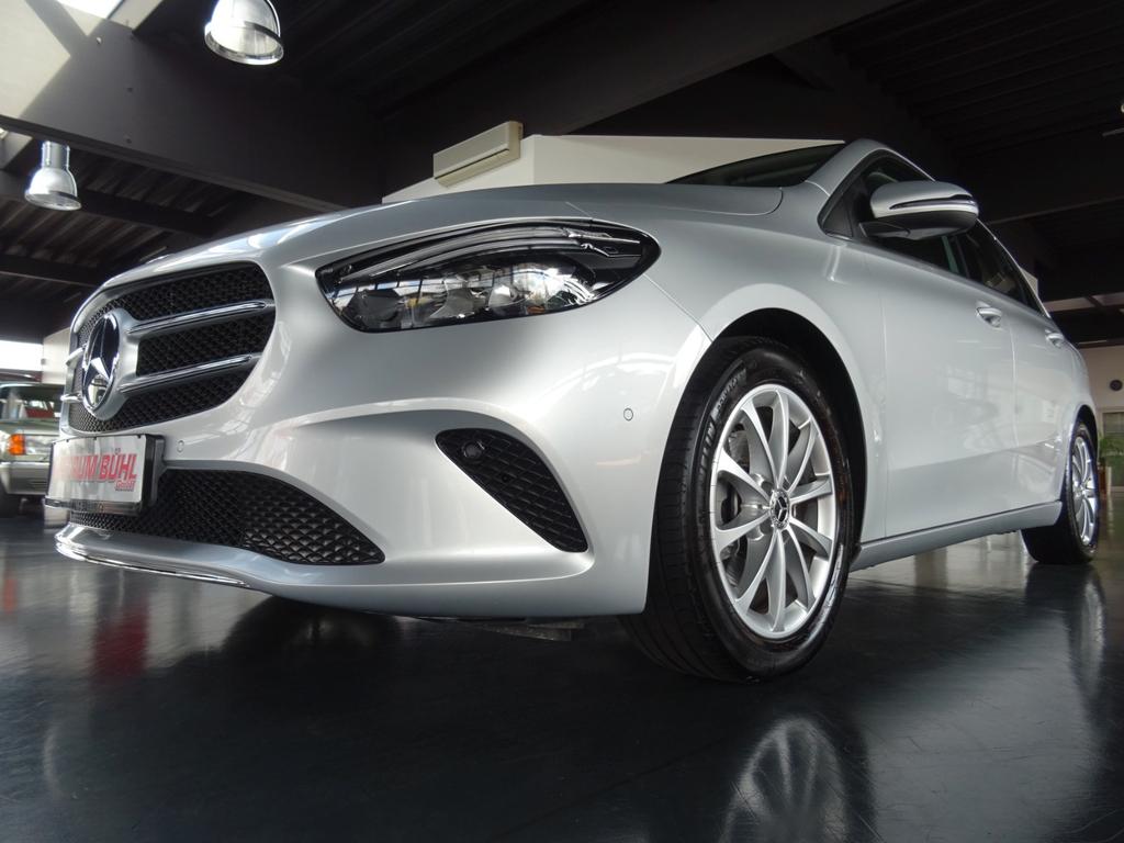 Mercedes-Benz B 200 2021