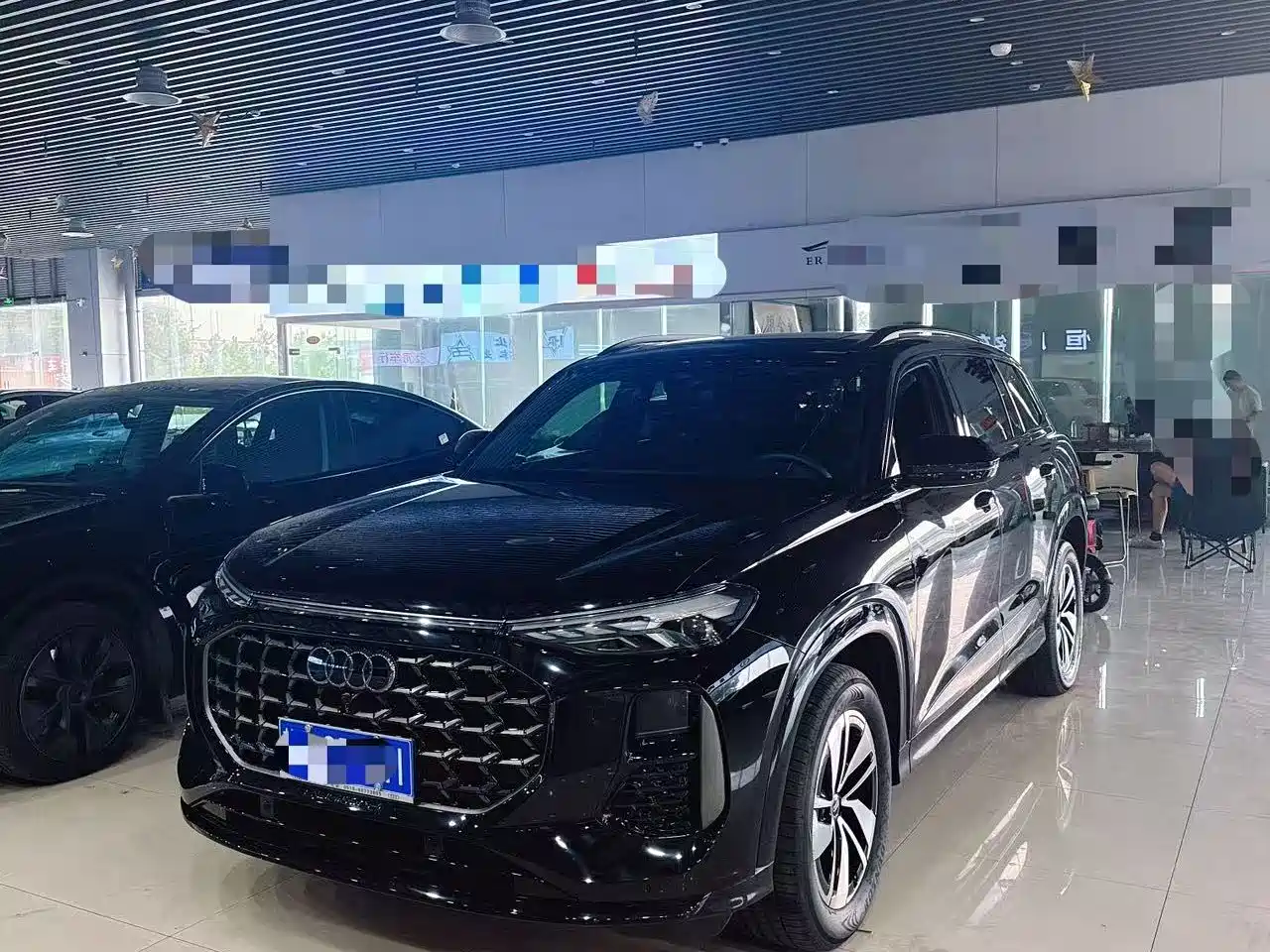 Audi Q6 2025