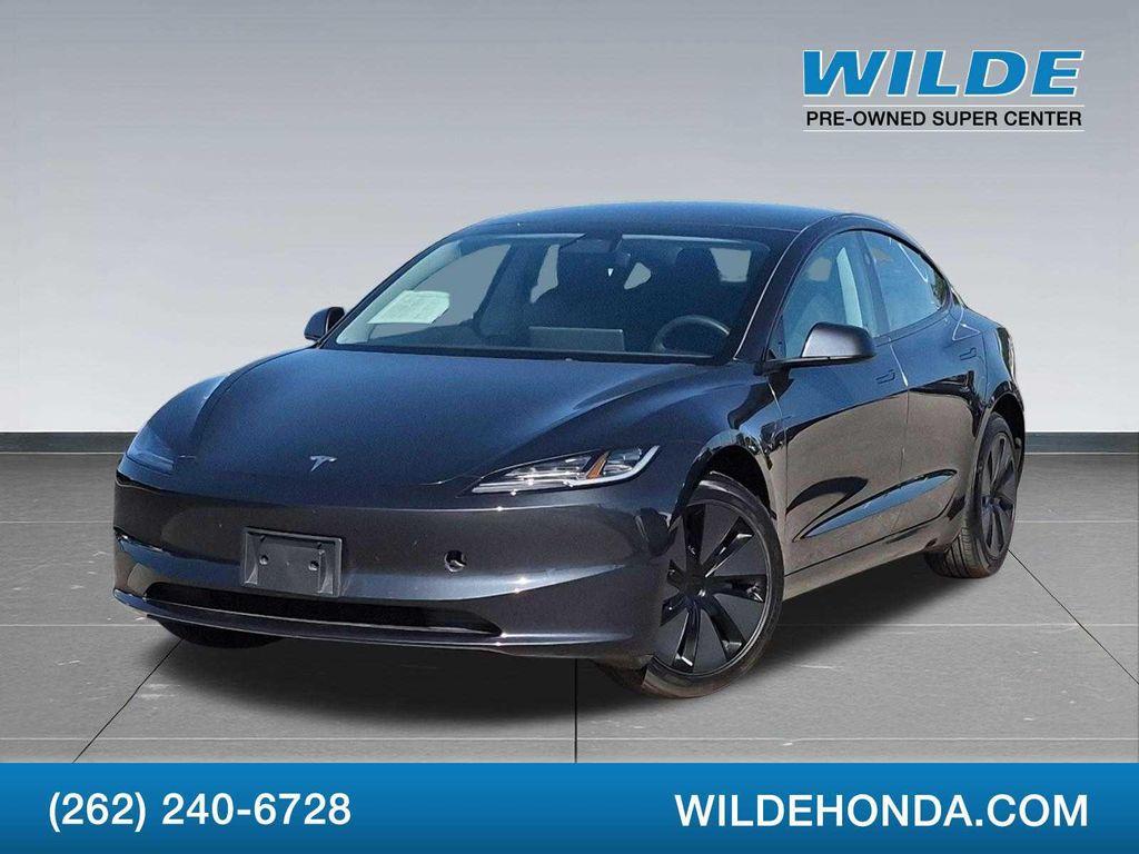 Tesla Model 3 2025