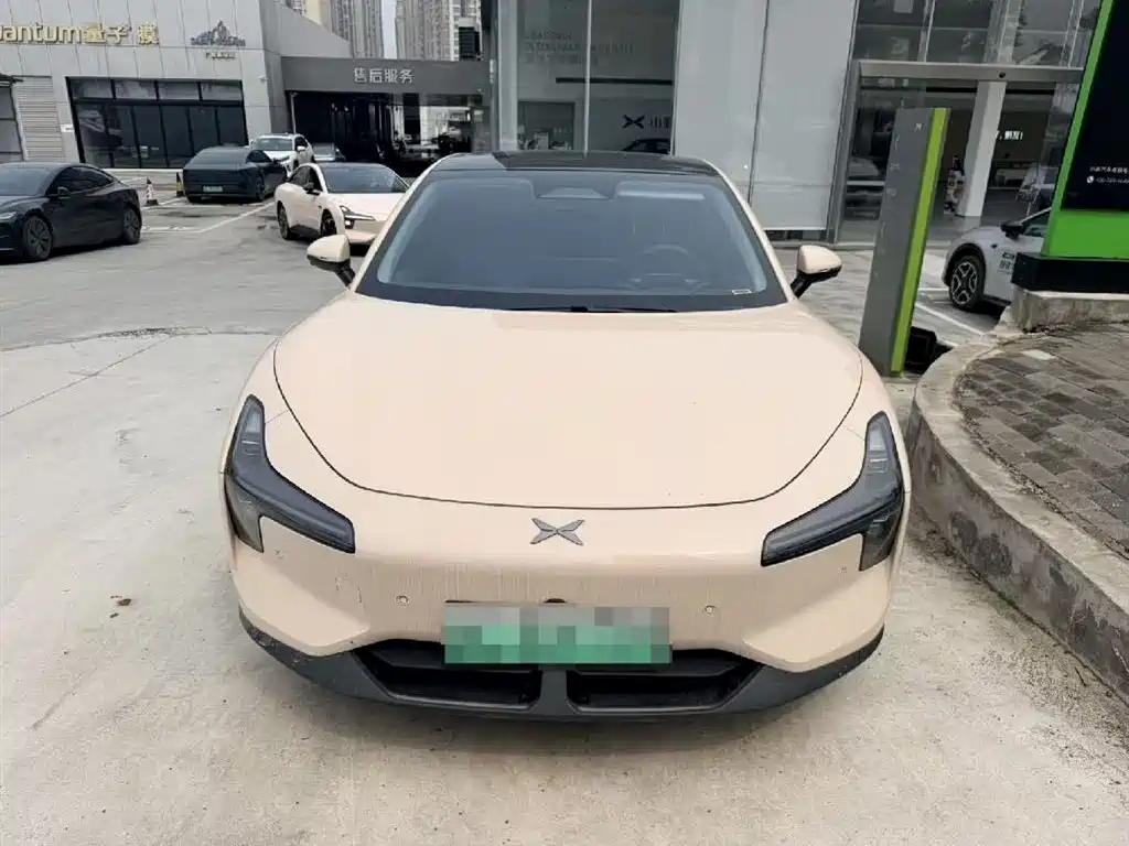 Xpeng Mona M03 2025