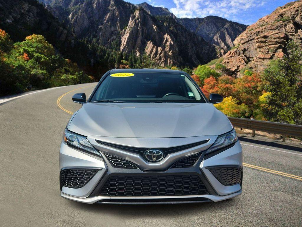 Toyota Camry 2022
