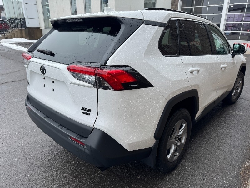 Toyota RAV4 2023